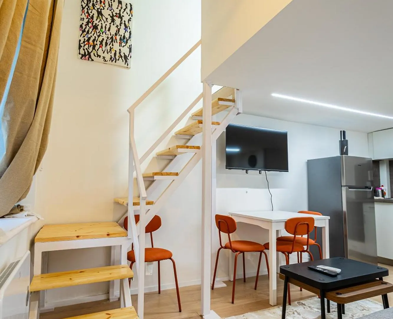 Cute Gallery Flat In Budapest, Autumn 0*, Budapest Hungary